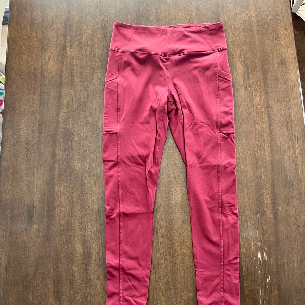Prana Women’s Maroon Leggings with Pockets size Large